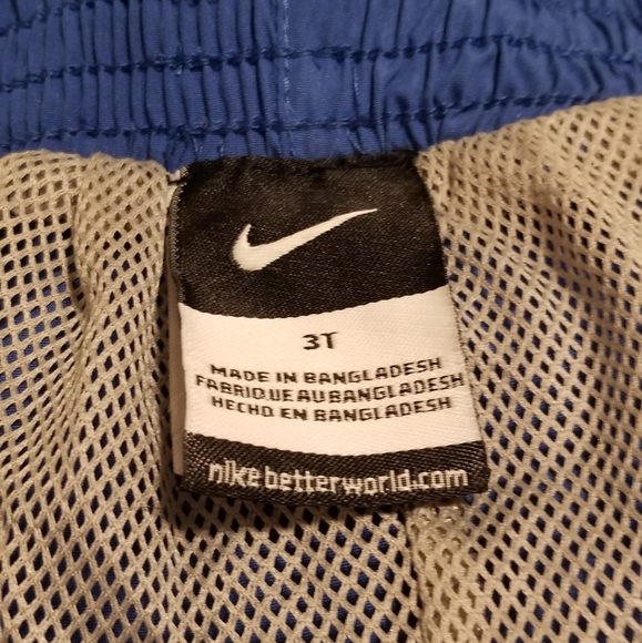 Nike 2-pc Set w/hooded jacket, NWT, Boy's Size 3T - Picture 8 of 11